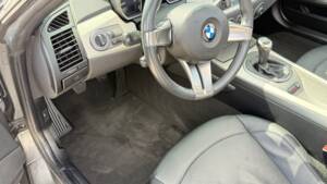 Bild 9/20 von BMW Z4 3.0i (2003)