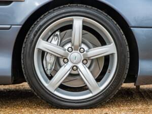 Image 7/74 of Aston Martin DB 7 GT (2004)