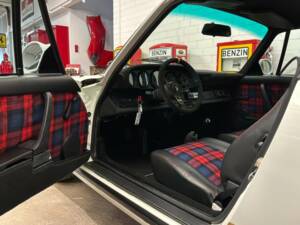 Bild 8/17 von Porsche 911 Carrera 2.7 (US) (1975)