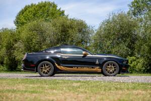 Image 11/50 of Ford Mustang V6 (2009)