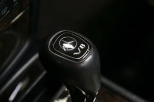 Imagen 27/50 de Mercedes-Benz G 500 (SWB) (2006)