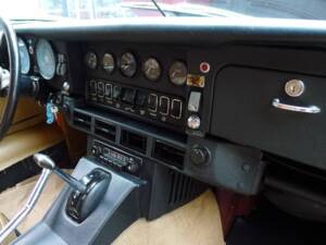 Image 9/15 de Jaguar Type E V12 (1972)