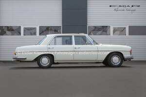 Image 3/35 de Mercedes-Benz 300 SEL 3.5 (1971)