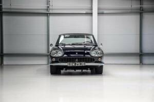 Bild 6/30 von Ferrari 330 GT 2+2 (1964)