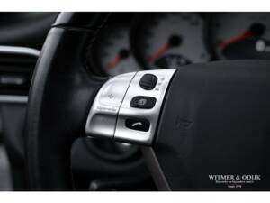 Bild 25/33 von Porsche 911 Carrera 4S (2007)