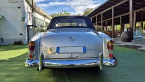 Image 55/61 de Mercedes-Benz 220 S Cabriolet (1957)