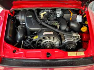 Bild 27/31 von Porsche 911 Speedster (1994)