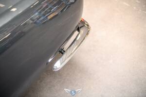 Bild 42/73 von Aston Martin V8 EFi Volante (1987)