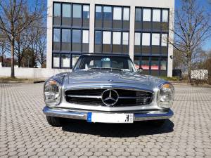 Afbeelding 2/42 van Mercedes-Benz 230 SL (1964)