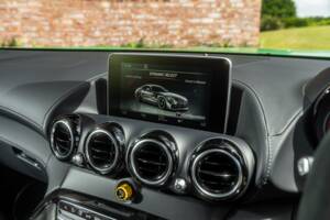 Image 50/67 of Mercedes-AMG GT-R (2018)