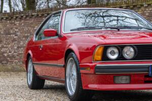 Bild 39/50 von BMW M6 (1988)