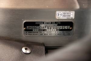 Image 32/44 of Honda CBR 900RR Fireblade (1999)