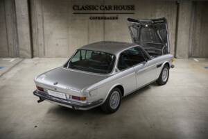 Image 25/100 of BMW 3.0 CSi (1973)