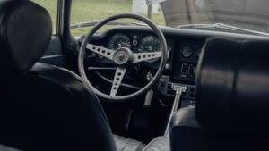 Bild 60/81 von Jaguar E-Type V12 (2+2) (1971)