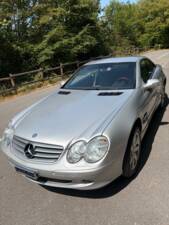 Imagen 6/15 de Mercedes-Benz SL 500 (2001)