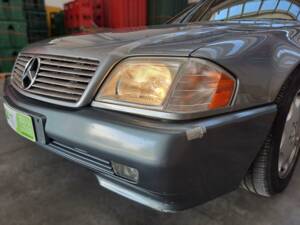 Image 22/50 de Mercedes-Benz 300 SL-24 (1992)