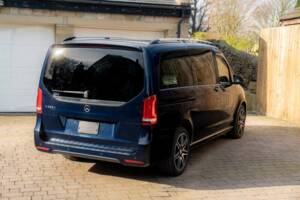 Bild 10/50 von Mercedes-Benz V 220 D (2021)