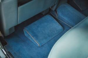 Image 25/42 of Rolls-Royce Silver Shadow II (1977)