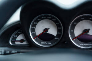 Image 31/60 of Mercedes-Benz SL 65 AMG (2004)