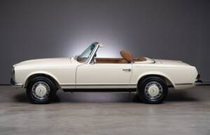 Image 5/41 of Mercedes-Benz 280 SL (1969)