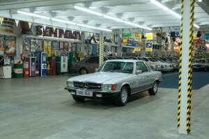 Image 1/50 de Mercedes-Benz 500 SLC (1981)