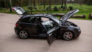 Image 55/60 of Alfa Romeo 147 3.2 GTA (2003)