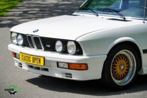 Image 23/51 of BMW M 535i (1985)