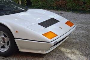 Image 17/43 of Ferrari 512 BBi (1982)
