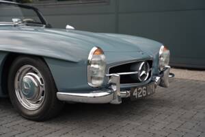 Image 19/43 of Mercedes-Benz 300 SL Roadster (1960)
