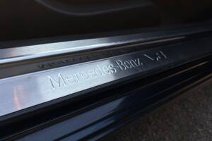 Image 16/24 of Mercedes-Benz CLK 430 (2000)