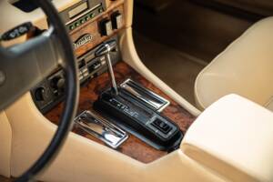 Bild 31/46 von Jaguar XJ 12 (1991)