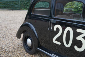 Image 41/50 de FIAT 1100 B (1947)