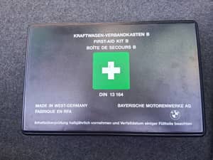Image 11/18 of BMW 318i (1992)