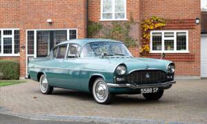 Image 1/50 of Vauxhall Cresta (1961)