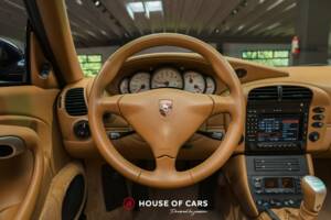 Imagen 16/24 de Porsche 911 Carrera (2003)