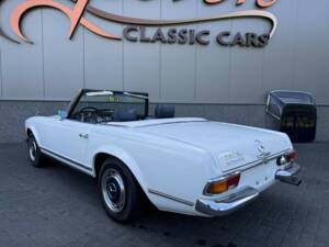 Bild 14/50 von Mercedes-Benz 280 SL (1969)