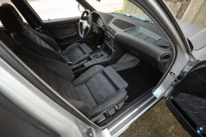 Afbeelding 12/72 van BMW M5 Touring (1992)