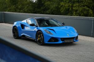 Image 11/50 of Lotus Emira "First Edition" (2022)