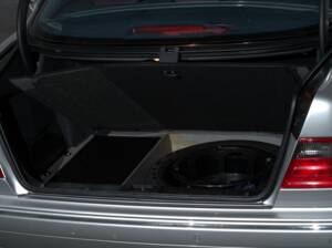 Afbeelding 19/34 van Mercedes-Benz E 430 4MATIC (2001)