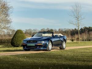 Imagen 16/50 de Aston Martin V8 Vantage Volante (2000)