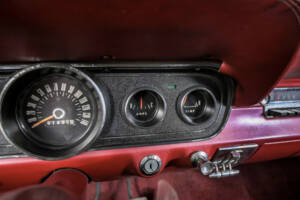 Image 44/50 of Ford Mustang 289 (1966)