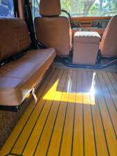 Image 54/72 of Land Rover 90 (1987)
