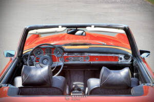 Image 48/70 of Mercedes-Benz 280 SL (1969)