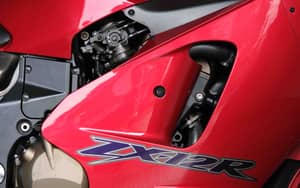 Image 38/91 of Kawasaki Ninja 1200 ZX-12R (2000)