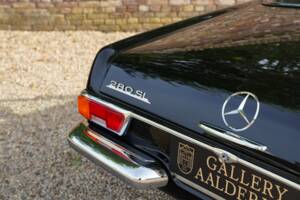 Image 48/50 of Mercedes-Benz 280 SL (1969)