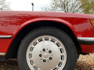Image 24/177 de Mercedes-Benz 350 SL (1974)