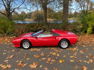 Immagine 47/50 di Ferrari 308 GTS Quattrovalvole (1983)