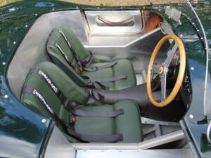 Image 9/18 de Jaguar C-Type (1900)