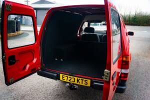 Imagen 19/20 de Ford Escort 1.6 Laser Van (1988)