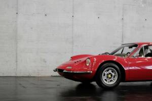 Bild 22/50 von Ferrari Dino 246 GT (1969)